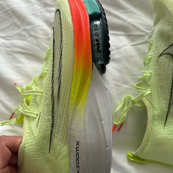 Nike running π shoes - Picture 7 of 7